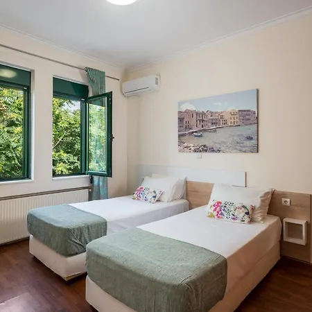 Vaggelio House Apartment